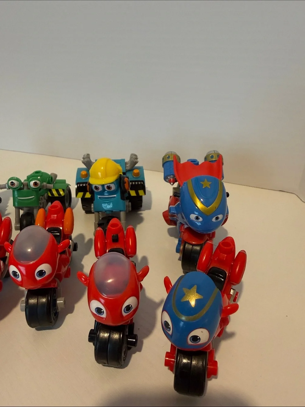 Ricky Zoom Kids Toy Motorbike Figures - Red, Blue, Yellow, Green (11 pieces)